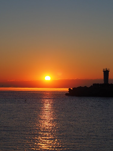 kanagawa japan 日 大磯 漁港  空 海 太陽 日の出 sky sun sea port fishing oiso morning sunrise 2023
