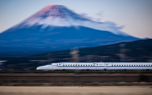 mount fuji fujisan tokaido shinkansen n700s train trains broadside sunset mountain rural field pan high speed