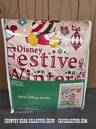 2022 Tokyo Disneyland Festive Winter Fleece Blanket - CBCS 391