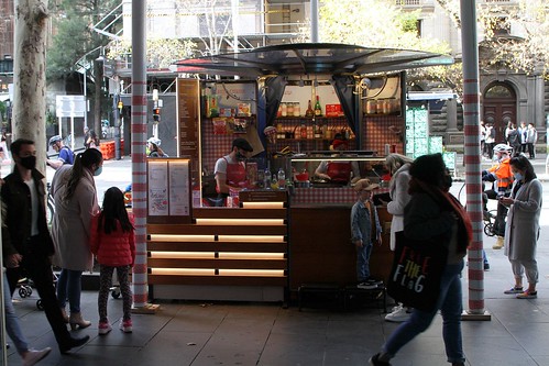Newsstand cylinder at Swanston and Little Collins Street now selling crepes