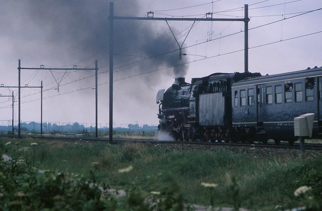 1989-07-02; 0003. SSN 41 105 met rit 11 'West Betuwe Expres'. Tiendweg, Haastrecht.