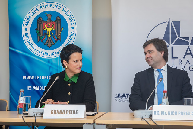 Ārlietu ministrijā uzņem Moldovas ārlietu ministra darba vizīti