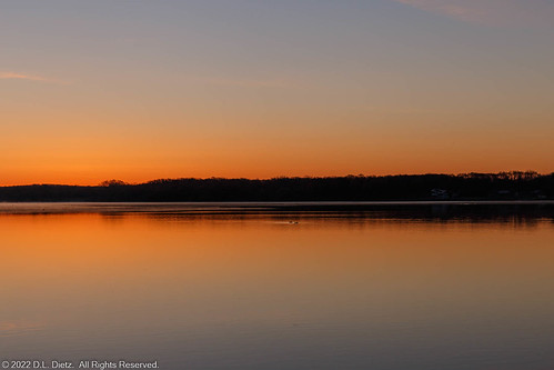 Sunrise #14 - 2021-05-01. by DL_Dietz, Sunrise over Kent Lake.
Kensington Metropark, Livingston County, Michigan.america canon canon6d c