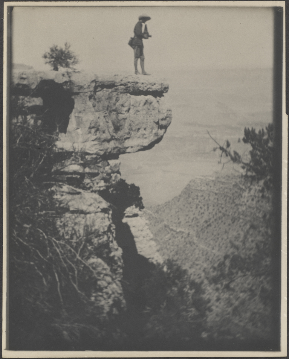 Fannie E. Coburn (1848–1928) :: Alvin Langdon Coburn at the Grand Canyon, 1911. Platinum print, printed by Alvin Langdon Coburn. | src George Eastman Museum