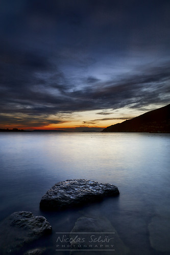 Sunset over lake Biel by Nicolas Schär, J'ai décidé d'acheter un filtre dégradé pour avoir moins de travail à la postproduction et aussi pre