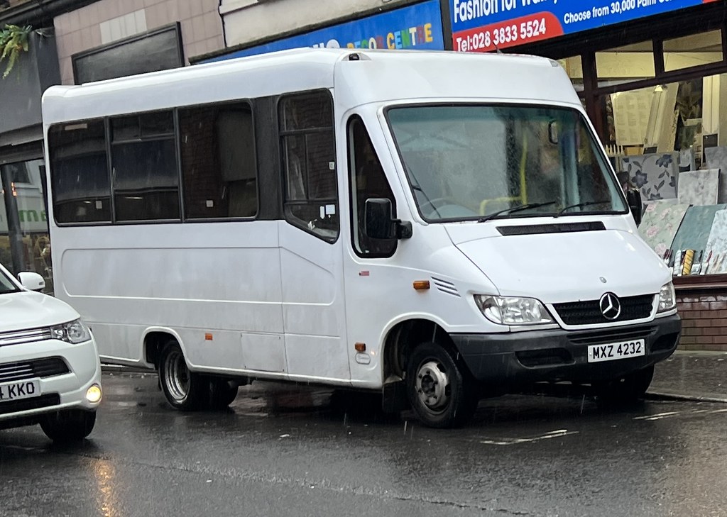 2007 Mercedes 413 Cdi Mini Bus | 312,000 miles | Tiarnan | Flickr