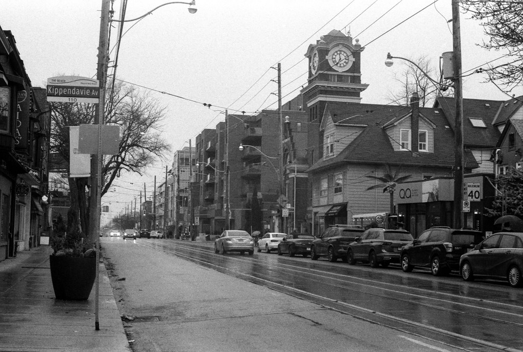 Queen St. East Traffic New Years Day 2023