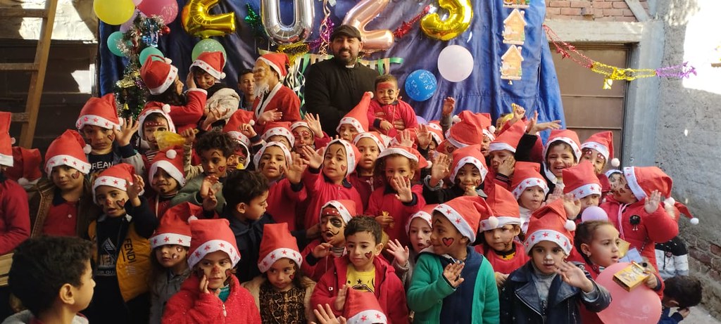 Egipto - Fiesta de fin de año para los niños en Bani Muhammadat