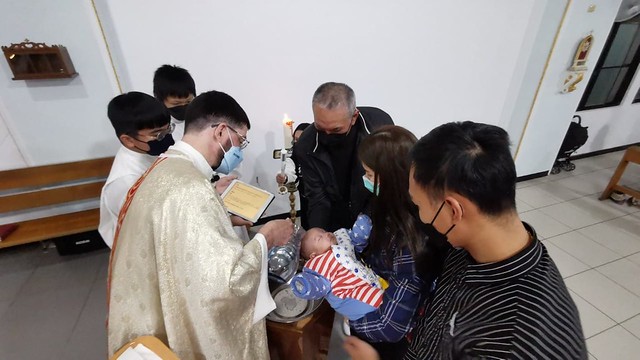 Taiwán - Misa de Navidad y Bautismo en la Parroquia Cristo Rey