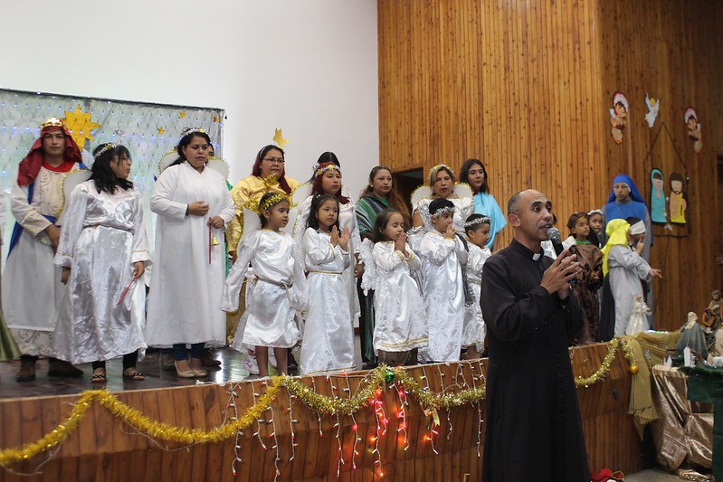 Ecuador - Festejos de Navidad en la Escuela San Pío de Pietrelcina
