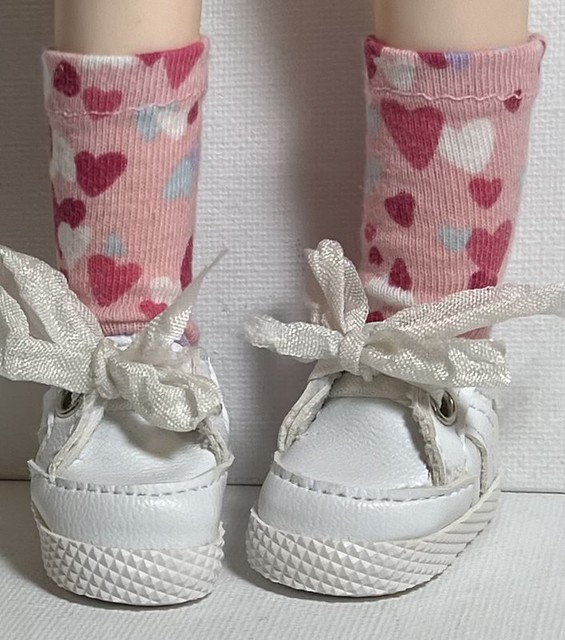 Floating Hearts...Short Socks For Gorjuss Dolls...