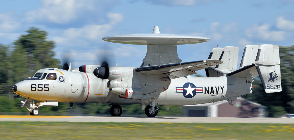 Grumman E-2C Hawkeye 5828 VAW-120 165828 US Navy 655 Greyhawk