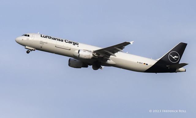 Lufthansa A321 P2F ~ D-AEUC