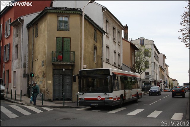 Renault Citybus (Heuliez GX 317) – Keolis Lyon / TCL (Transports en Commun Lyonnais) n°2504