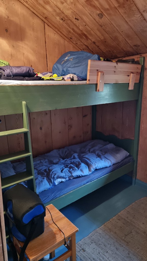 Flickr Bunks 20220910_185500 | Quite cosy in my 2-bunk room for NOK 360,-… | Flickr