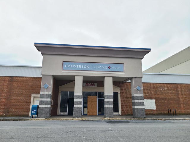 Frederick Towne Mall