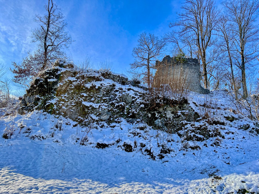 Auerburg castle ruins in winter in Oberaudorf in Bavaria, Germany