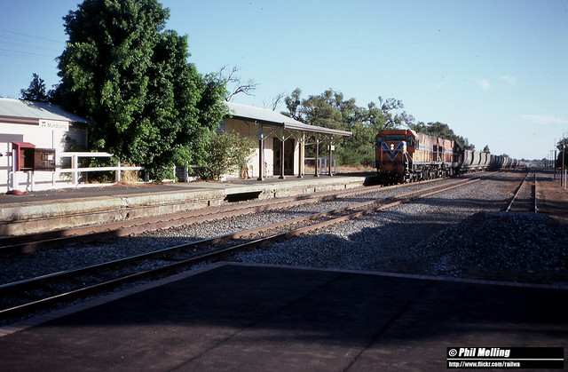 6498 N1876 NA1873 loaded bauxite  Mundijong Railway Station 14 February 1987