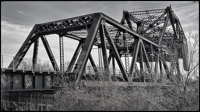 Chicago Bascule Bridge - Deering Bridge constructed in 1916