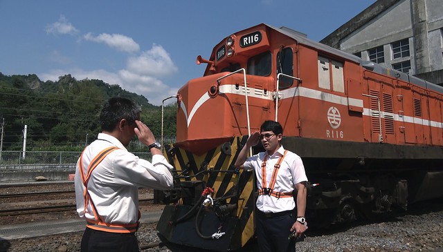 本片也讓觀眾看見前線鐵道員很少被瞭解的生命故事。圖片提供：蕭菊貞