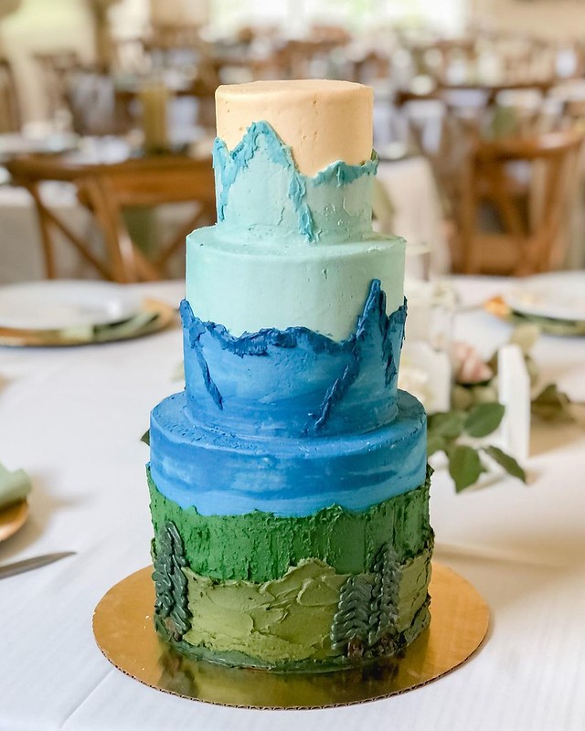 Cake by Jorie Cakes