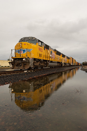 union pacific railroad up uprr local mixed freight emd sd59mx sd59m2 rebuild rocklin rocket california ca