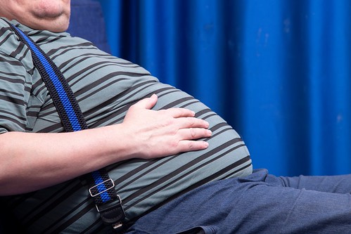 Cómo influyen la personalidad y la situación socioeconómica en la obesidad