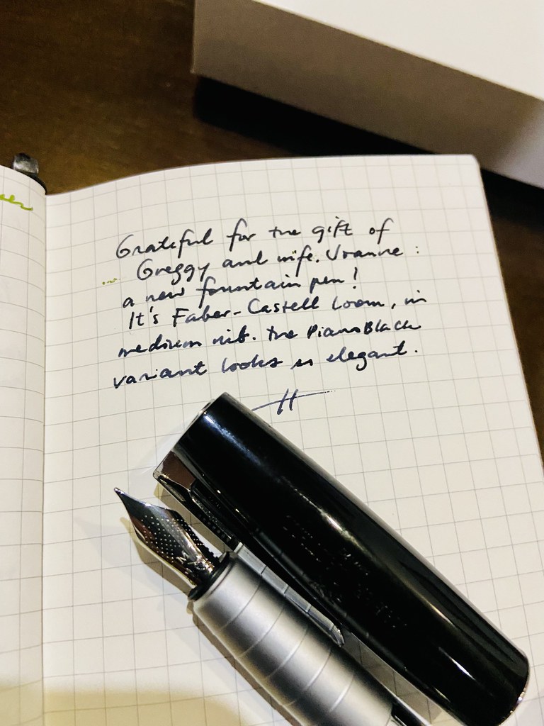 Fountain Pen Faber-Castell, loom, piano black