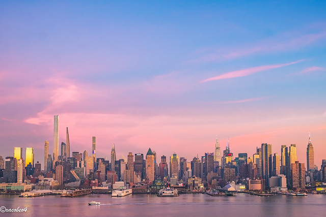 The sky of the New York city  was filled with magic and The New York City sky was filled with magic and color at sunset