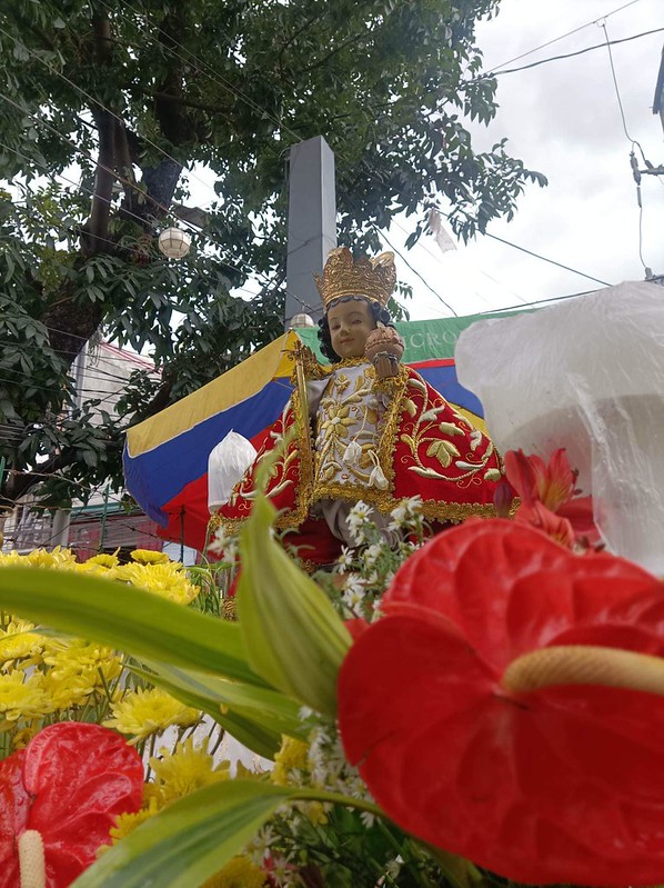 Filipinas - Procesión con el Santo Niño de Cebu en la Parroquia Nuestra Señora de Luján