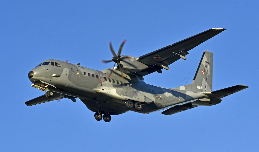 024 CASA C-295M,Polish Air Force,photographed on finals for Edinburgh Airport