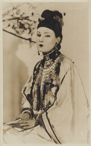 Leatrice Joy in Java Head (1923)