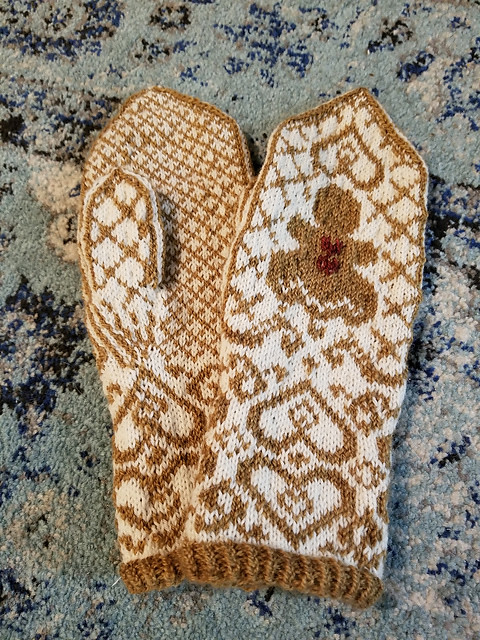 Tammy (iw8iknit) finished this pair of Gingerbread Girl Mittens by Briana Thompson using Jamieson & Smith 2 Ply Jumper Weight.