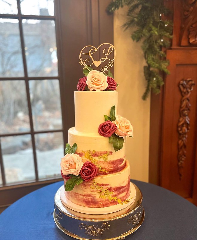 Cake by Mélange Bakery and Florals