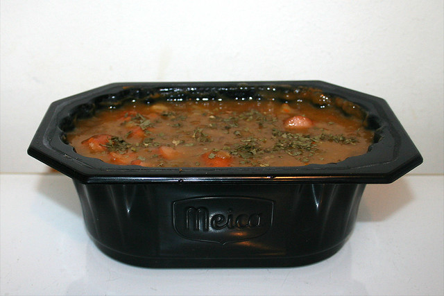 12 - Meica full trowel Lentil stew with wieners - Side view / Meica Volle Kelle Linseneintopf mit Wiener Würstchen - Seitenansicht