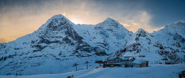 Z62_1898-Pano: Sunrise over the Eiger