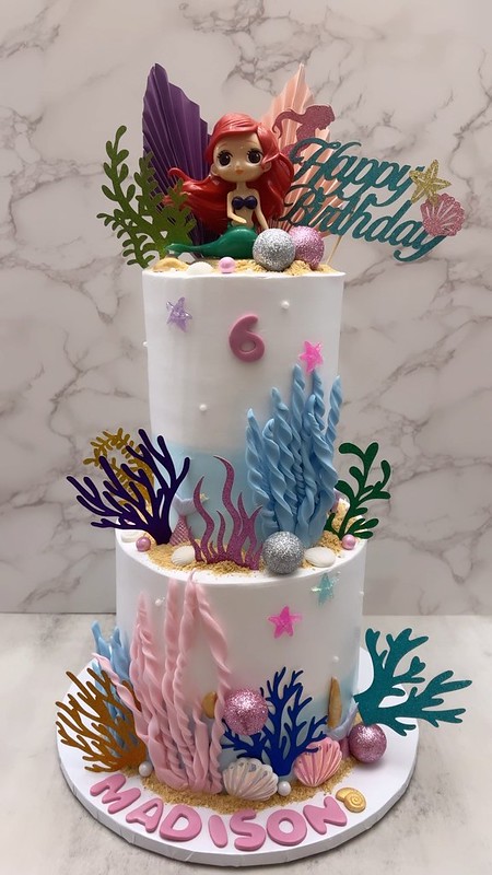 Cake by Grandma’s Baked