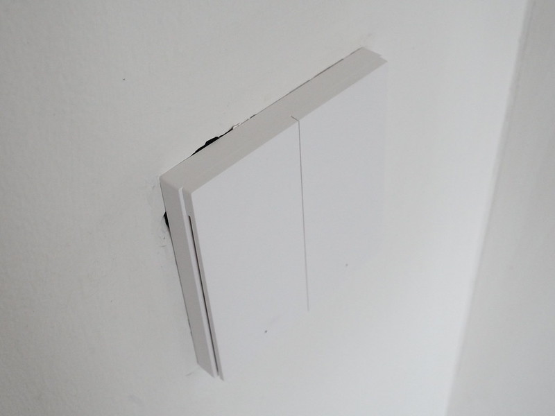Aqara Smart Wall Switch H1 EU (With Neutral) - Fixed On Wall