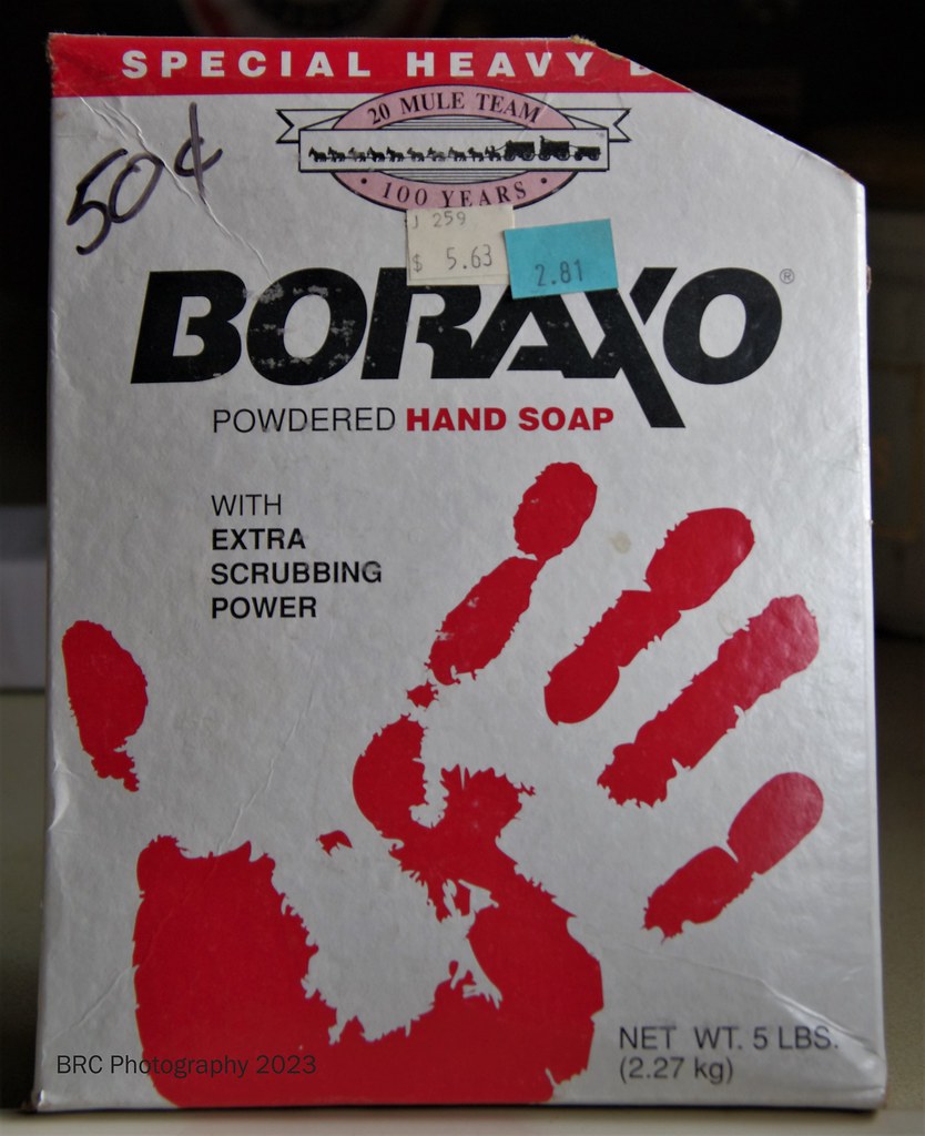 Vintage Boraxo Powdered Hand Soap Tin 8 oz Empty 20 mule team power