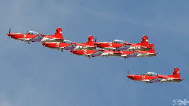 Swiss Air Force PC-7 TEAM