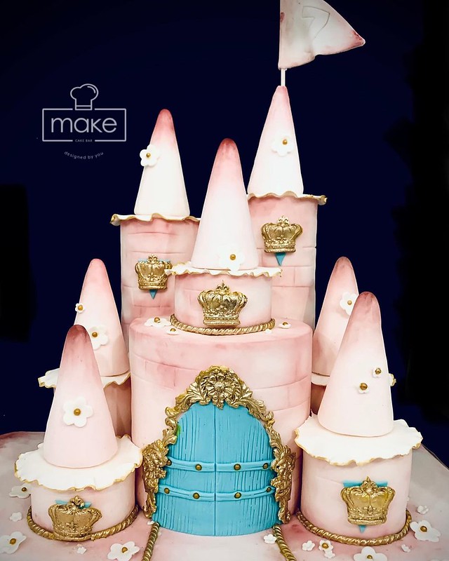 Cake by Make Cake Bar