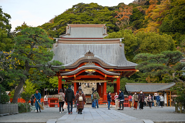 Tsurugaoka Hachimangū (鶴岡八幡宮)