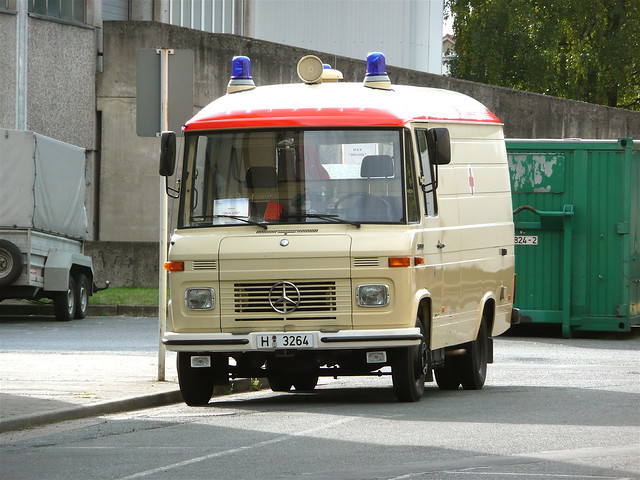 H3264 Police Emergency Ambulance.