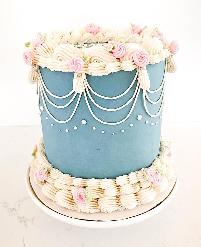 Cake by Suzie Q Cupcakes