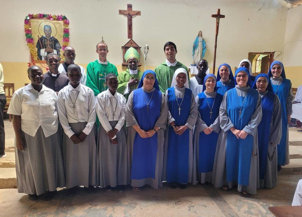 Tanzania - 1ª visita del nuevo obispo Mons. Christopher Ndizeye en Kangeme