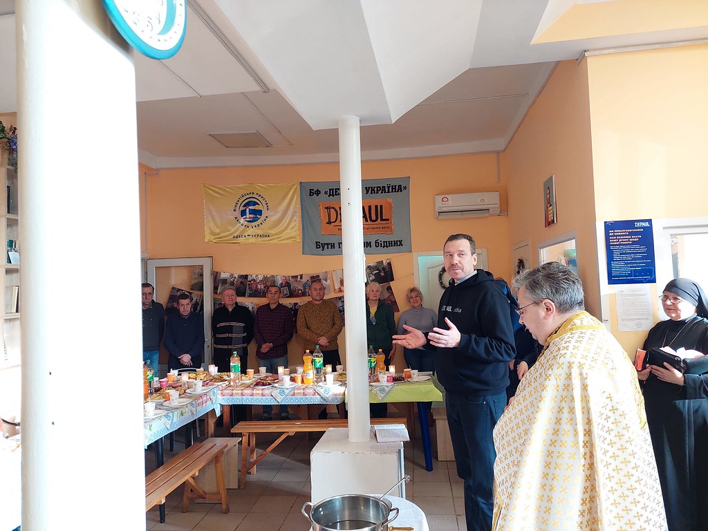 Ucrania - Cena de Epifanía con las vicentinas y personas sin hogar
