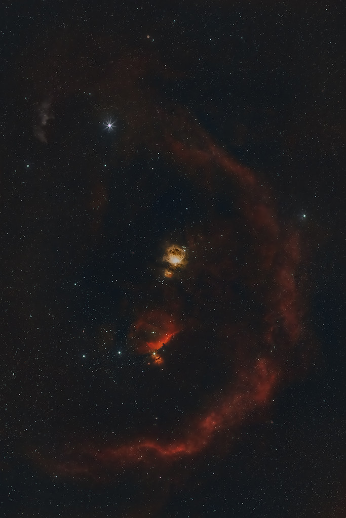 Barnard's Loop | Orion, Horsehead, Flame nebulas in the midd… | Flickr