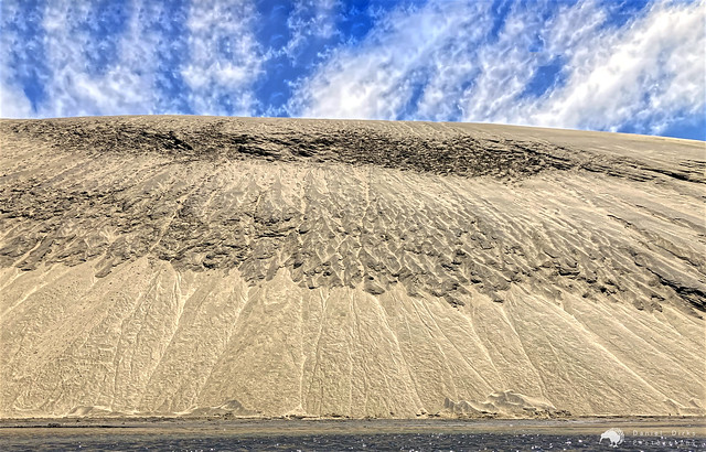 Lake Wainamu Sand Dunes