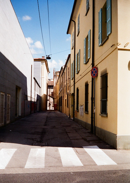Shadow alley