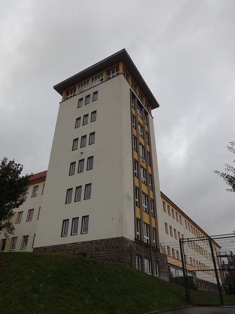 1959/60 Aue Schulgebäude mit turmartigem Hochhausteil Agricolastraße 5 in 08280 Zelle